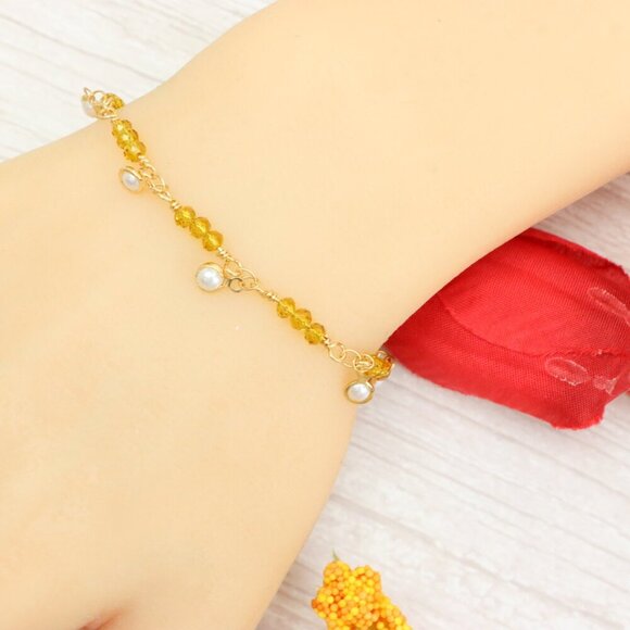 "Trendy Handmade Bracelet – A Thoughtful Gift for Girls & Women | UNVRC1467 - Picture 2 of 10